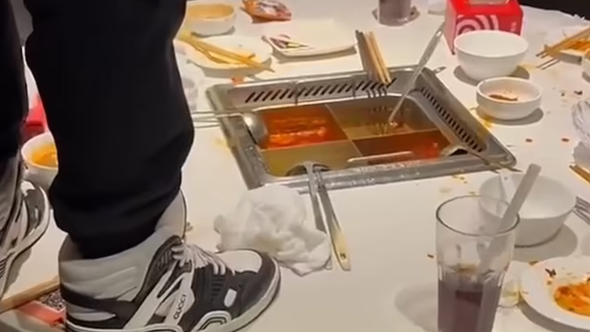 Drunk teenagers movie themselves urinating into sizzling broth at Chinese language restaurant leaving 4,000 clients compensated