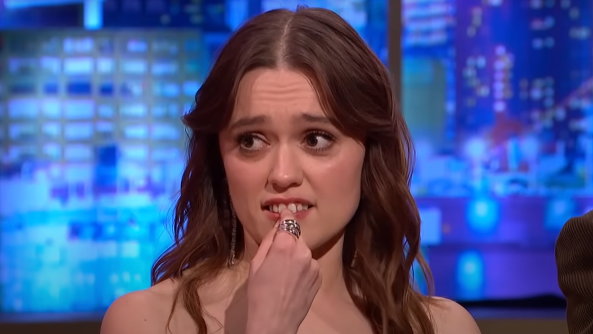 Aimee Lou Wooden reacts to individuals’s feedback about her enamel after admitting she was bullied about them