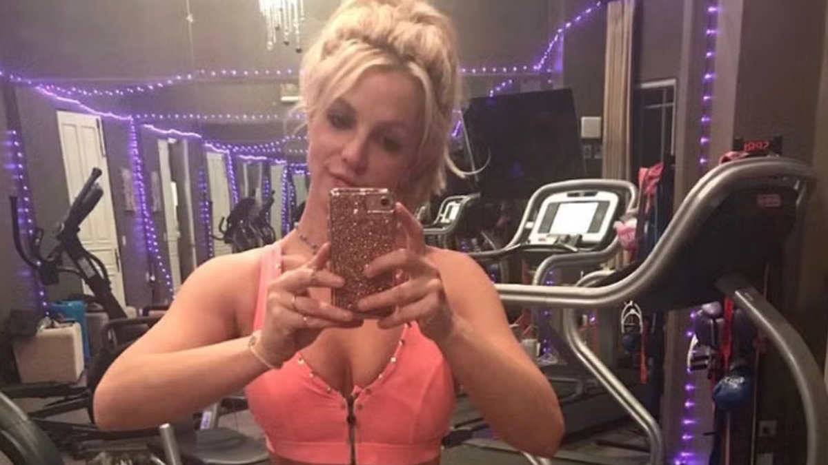 Britney Spears as soon as claimed she ran quicker than Usain Bolt