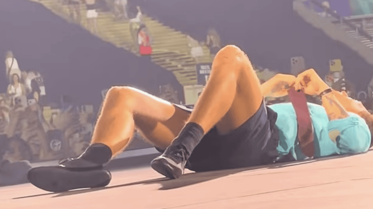 Harry Types sparks concern after ‘collapsing’ whereas performing Wembley gig throughout 37°C heatwave