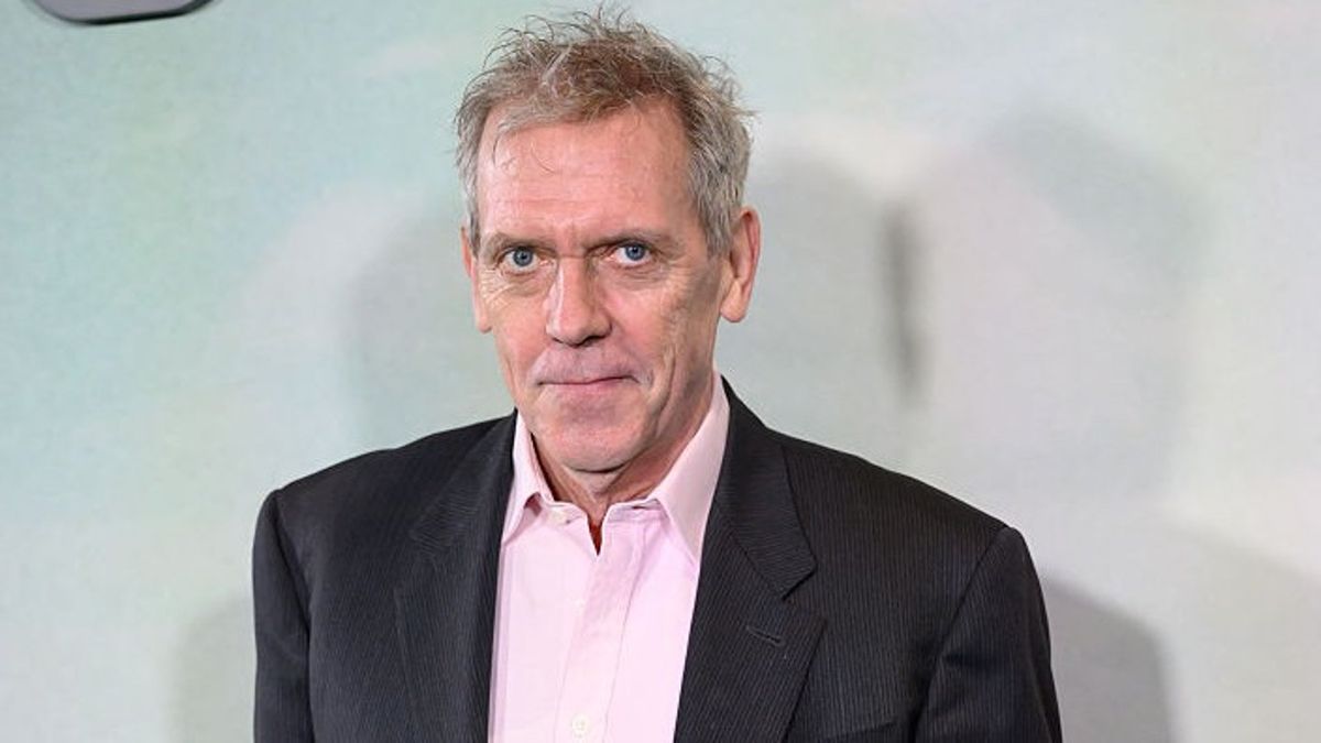Hugh Laurie apologises for ‘barely drunk’ social media assault at movie critic