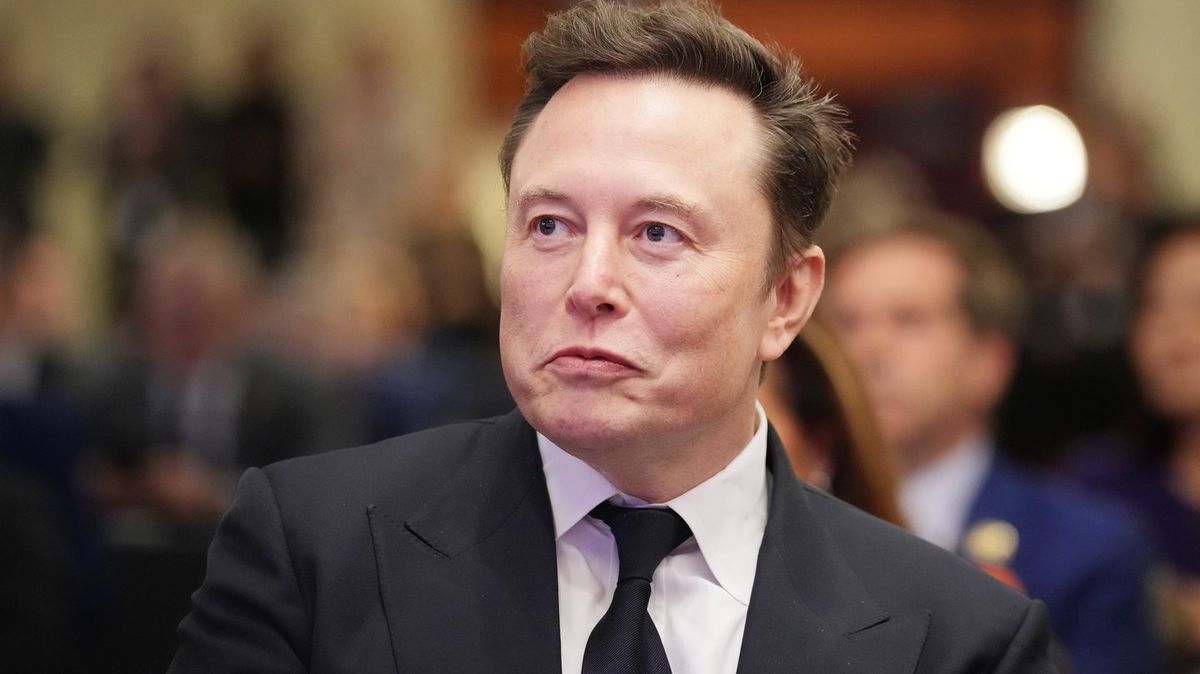 Elon Musk launches his personal X financial institution that can pay your wages two days early