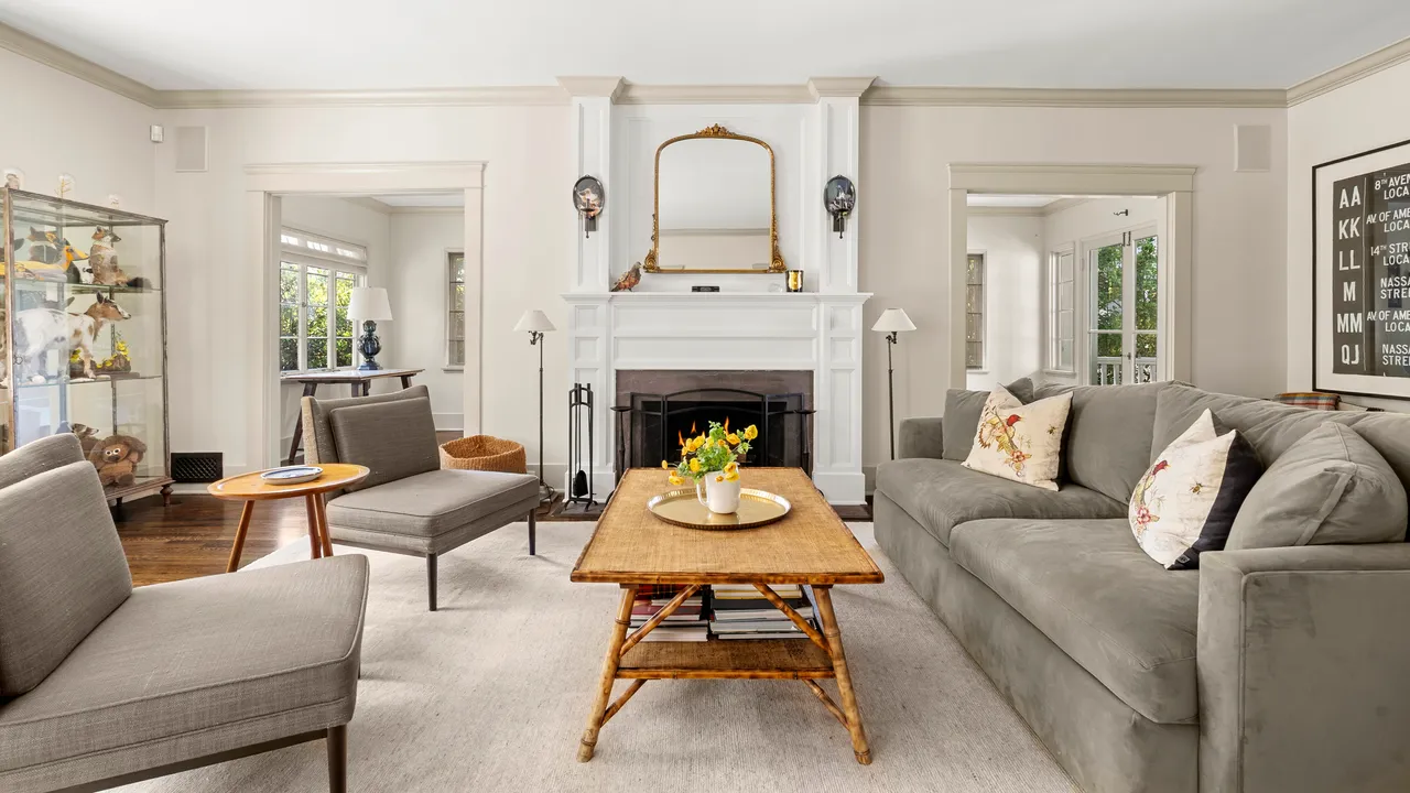 Amanda Seyfried Lists Hollywood Hills Home for $3.2 Million