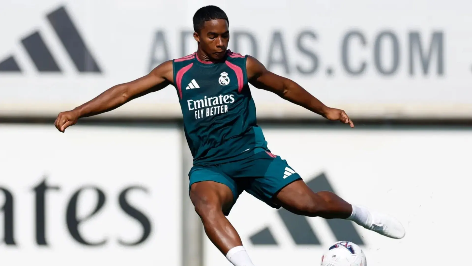 ‘I prefer to wait’: Mourinho delivers Tchouameni and Endrick injury updates
