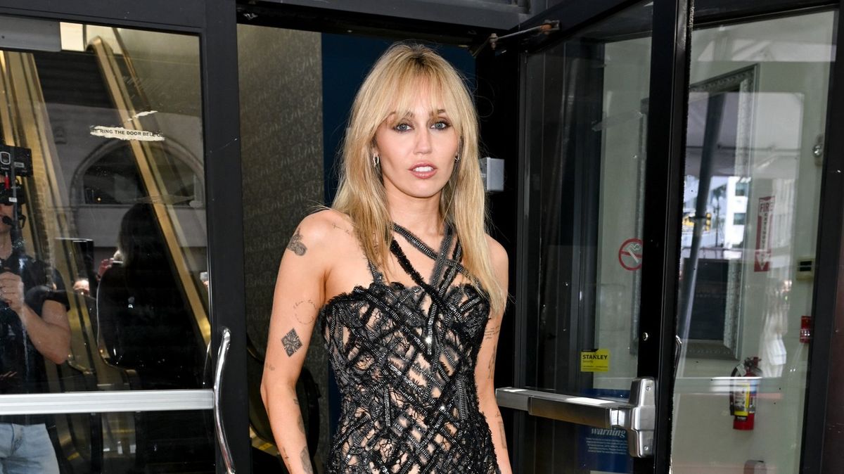 Miley Cyrus Reveals New Name as She Debuts Major Change