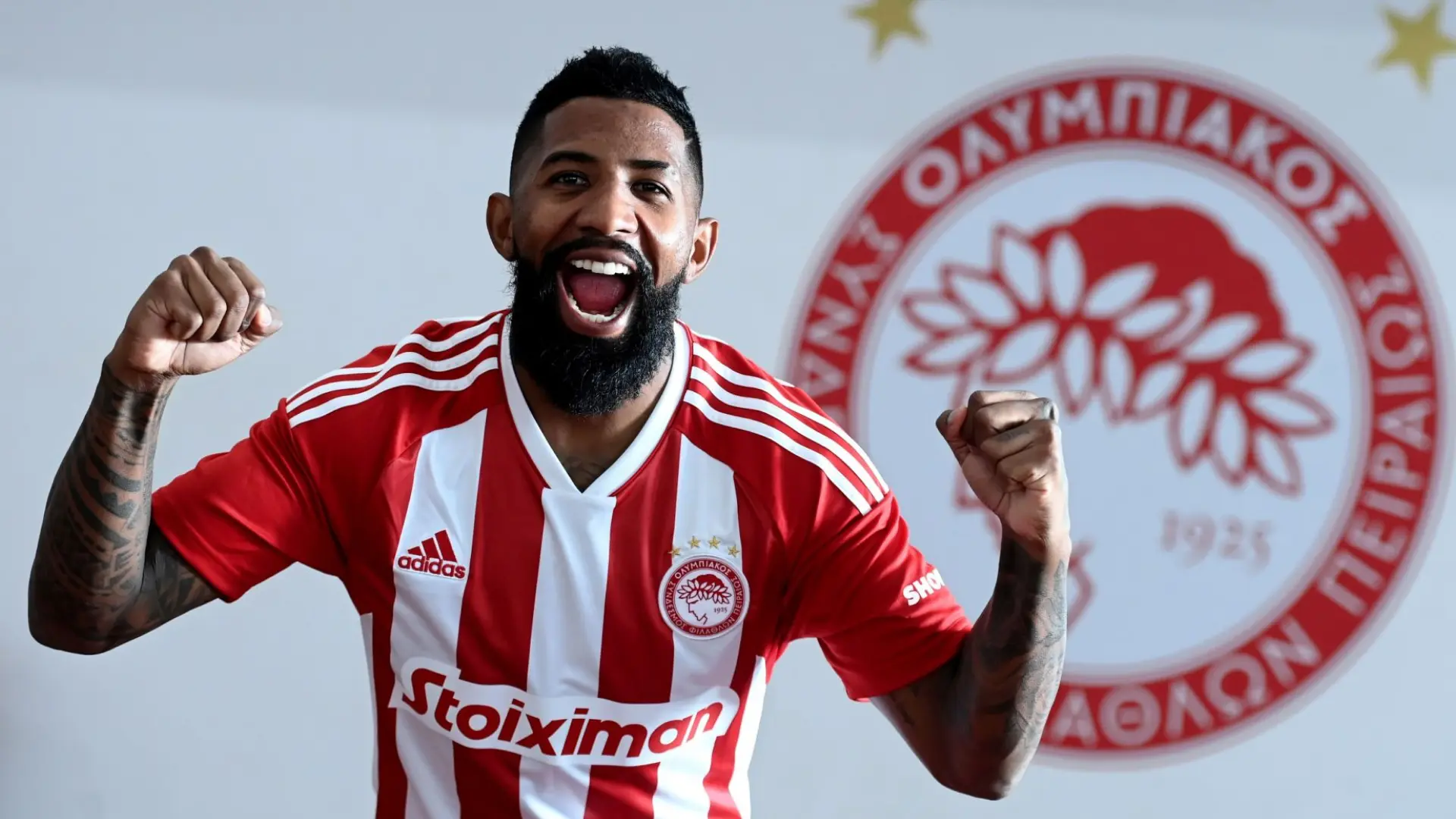Santos Reaches Verbal Agreement to Sign Rodinei from Olympiacos, Reports Say