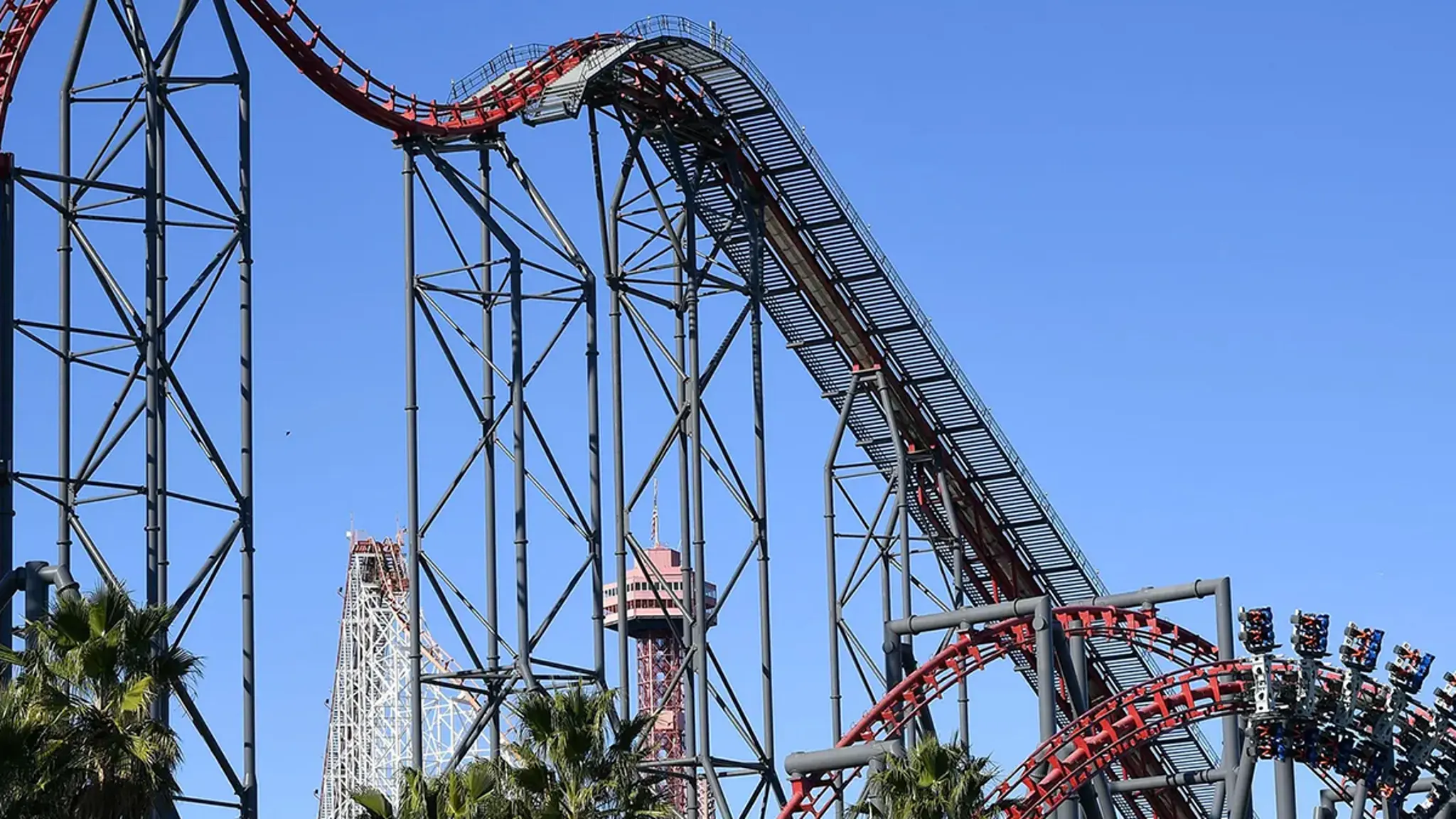 Six Flags Roller Coaster Linked to Serious Brain Injuries Is Shut Down