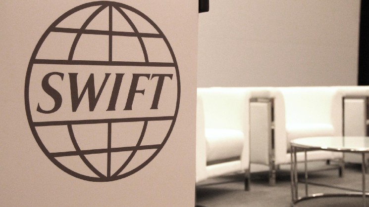Swift’s $1.5 Quadrillion Network Faces a Blockchain Test