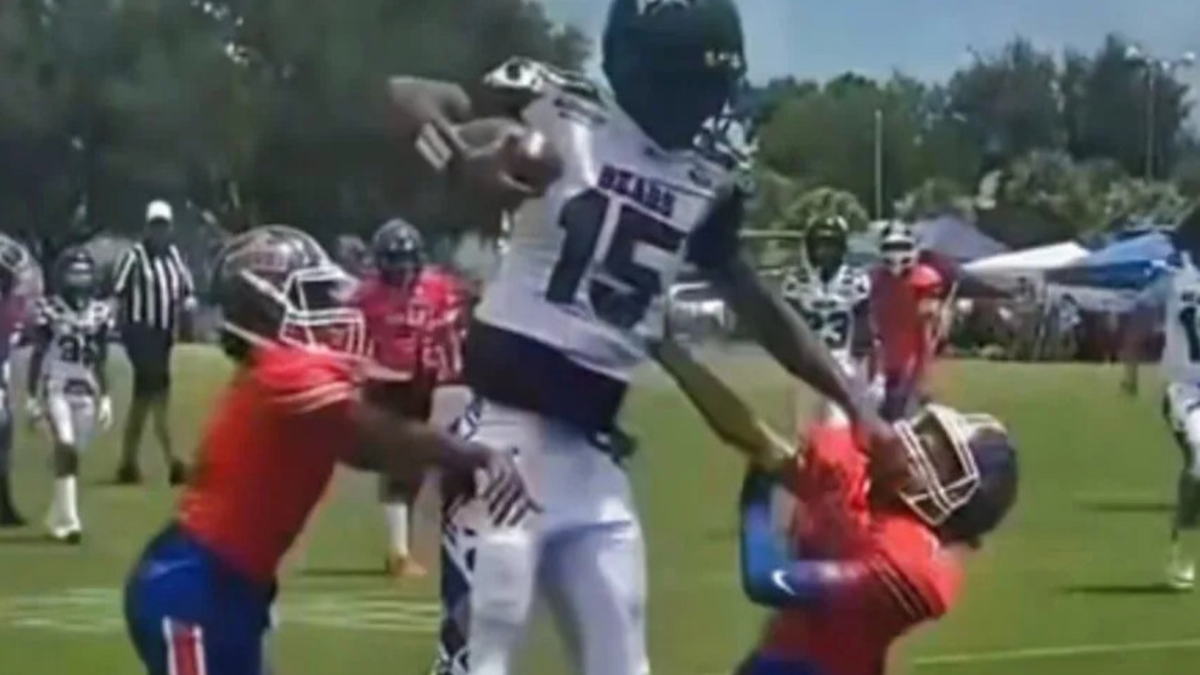 Who Is the 11-Year-Old Football Player Who Went Viral for His Impressive 1.93-Meter Height and Dominance on the Field?