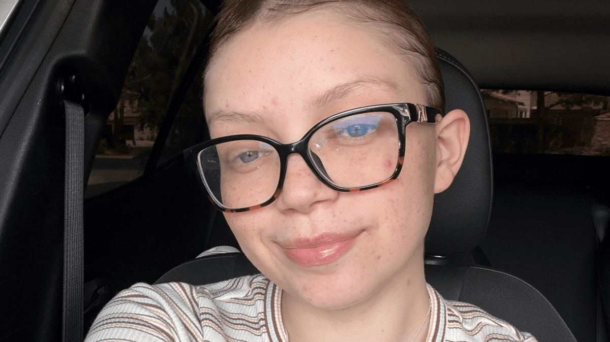 Woman, 22, Diagnosed With Cancer After Ears Fail to Pop During Flight