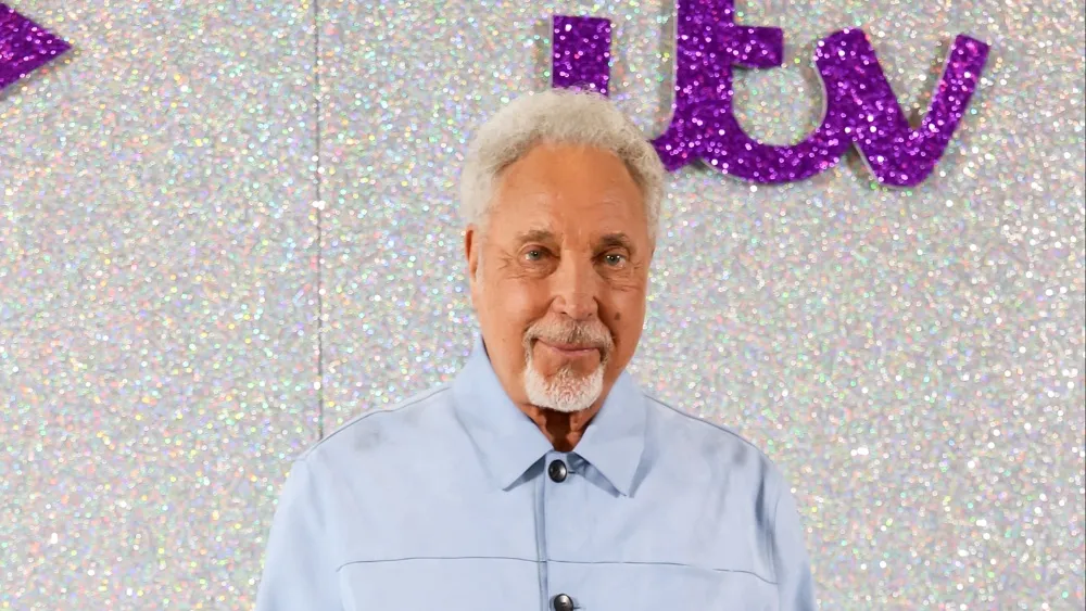 86-Year-Old Tom Jones Alleges ‘The Voice U.K.’ Fired Him Over ‘Insurance’