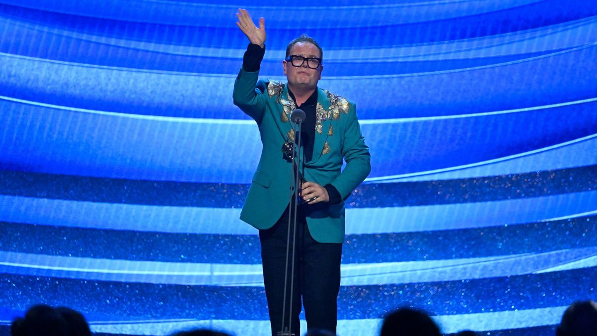 Alan Carr’s Side-Splitting NTA Comeback After Paloma Faith and Amanda Holden Serenade Leaves Him in Tears