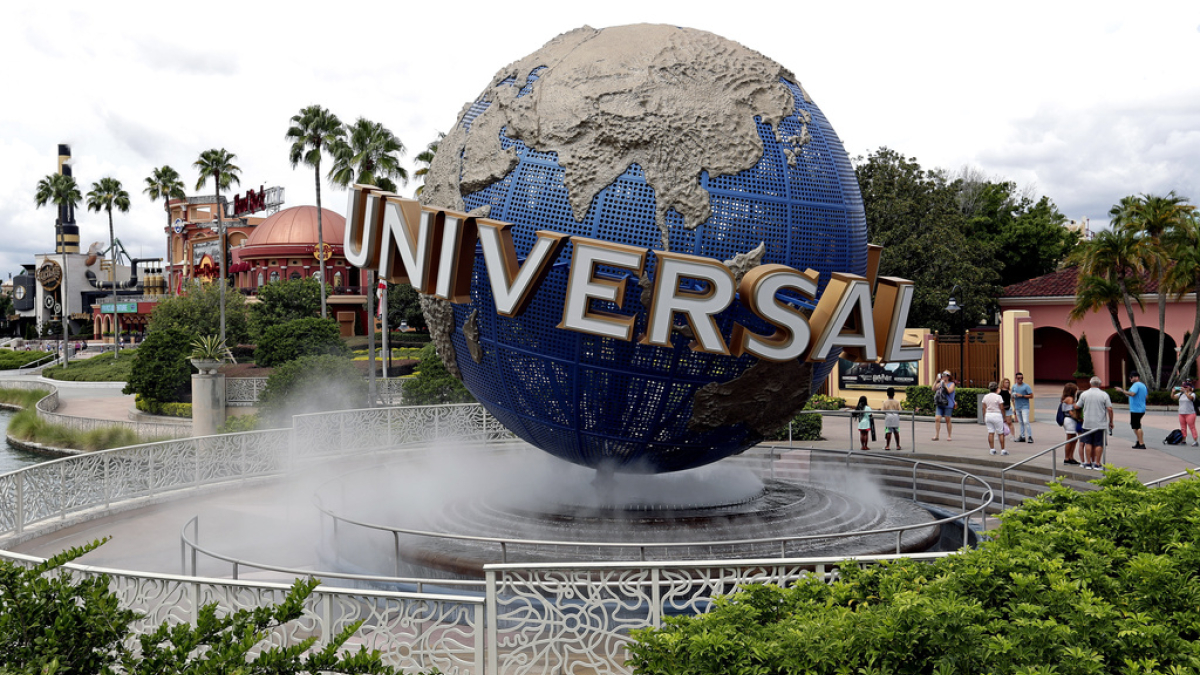 Boxing Legend Fernando Vargas in Spotlight After Son Arrested in Universal Studios Car Crash