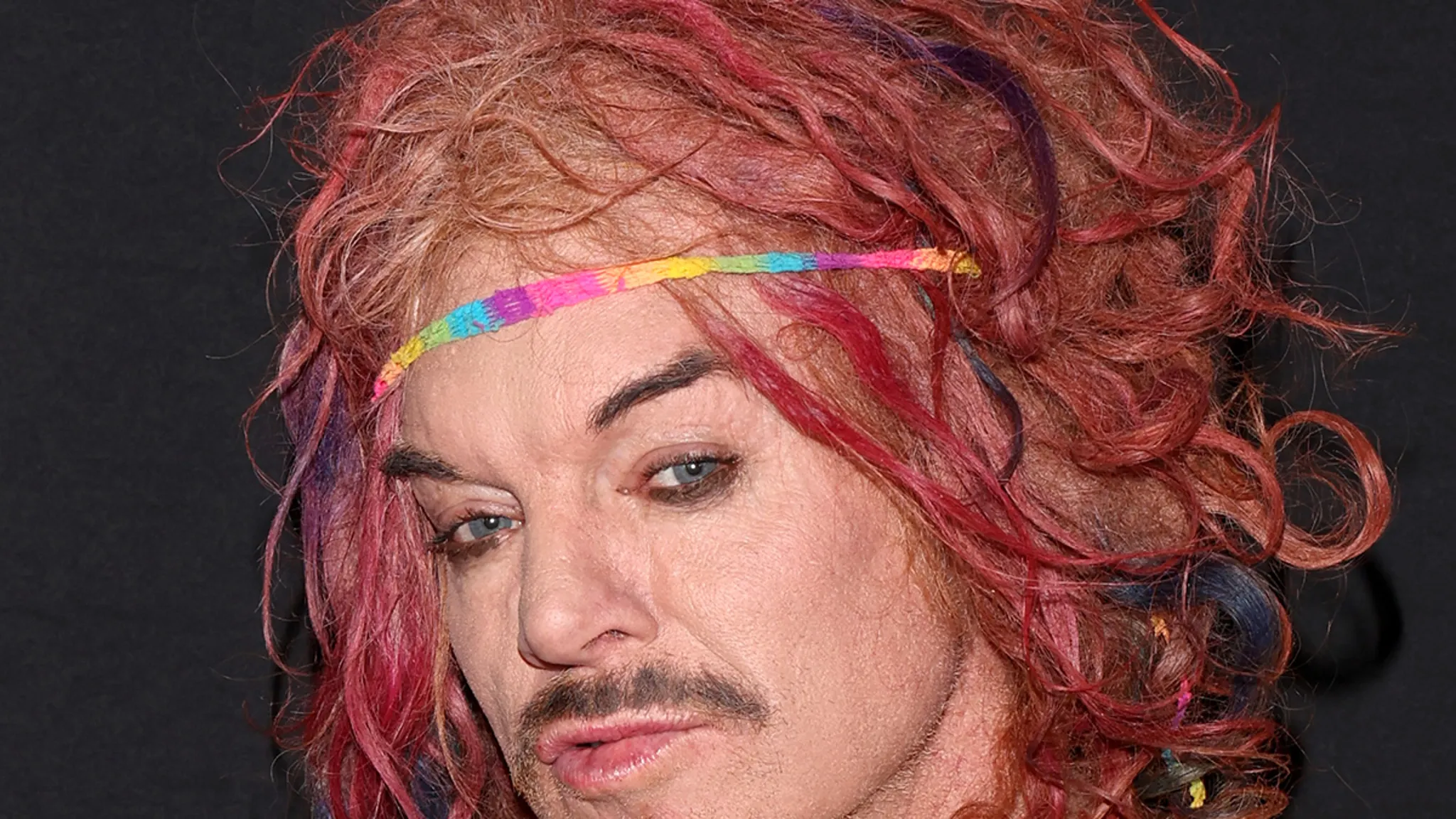 Carrot Top Communicating With Family, Doing Better