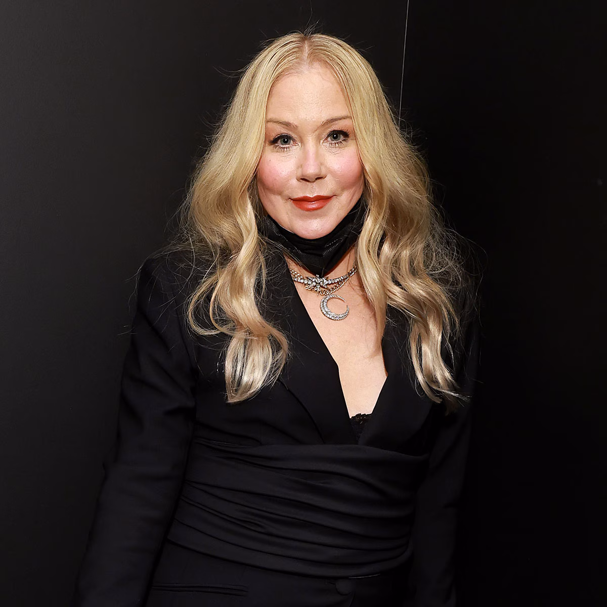 Christina Applegate Shares Photo of “Weird Spot” on Cheek Amid MS Battle