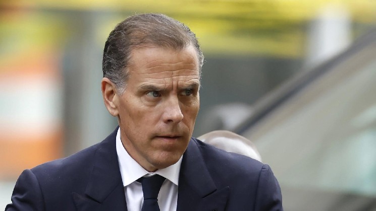 Hunter Biden Defends Laptop Ahead of Wednesday Launch, Calls Trump a ‘grift’