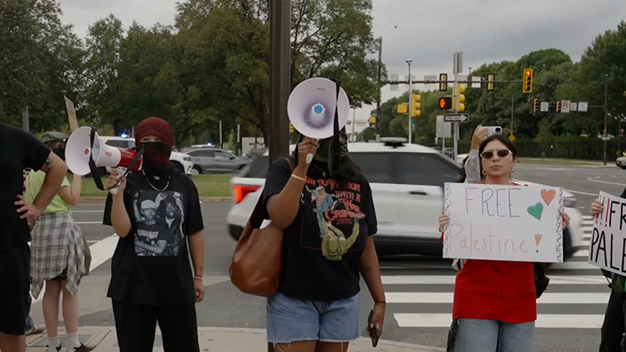 Protesters Chant Outside Ed Sheeran’s Philadelphia Concert