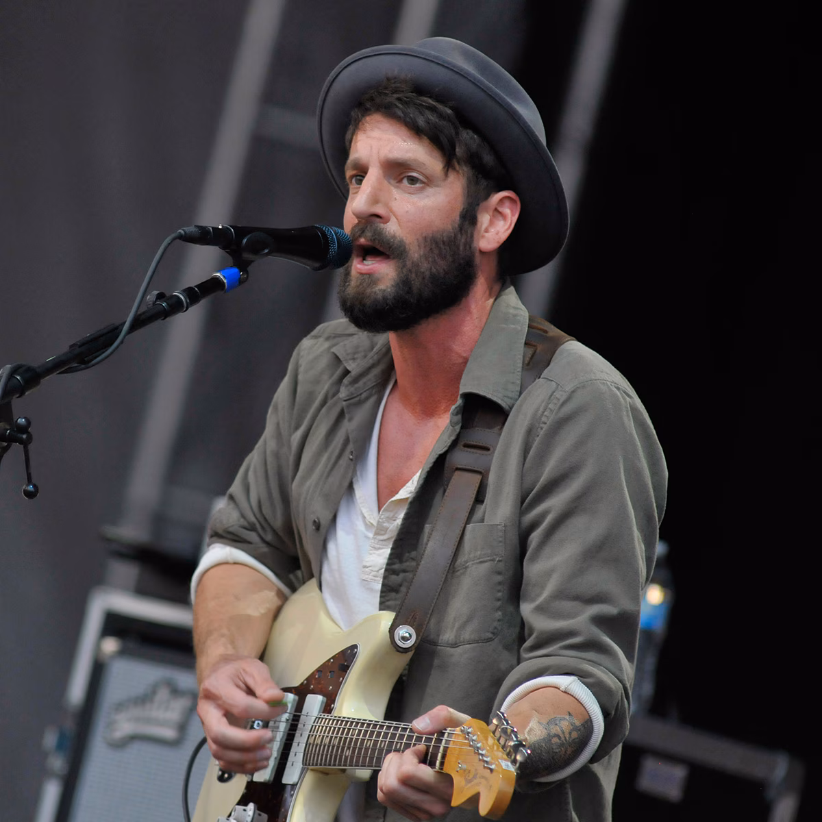 Singer Ray LaMontagne Collapses Onstage During Nashville Concert