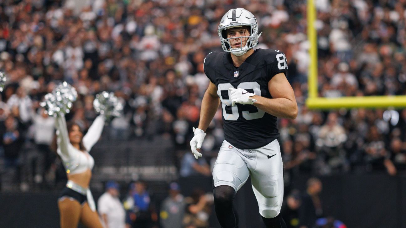 Sources: Raiders Believe Brock Bowers Could Play in Week 2