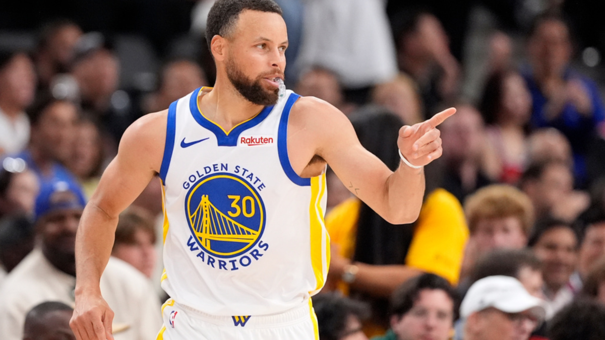 Steph Curry Bucks NBA Trend Followed by LeBron James: Warriors Star Refuses to Conform