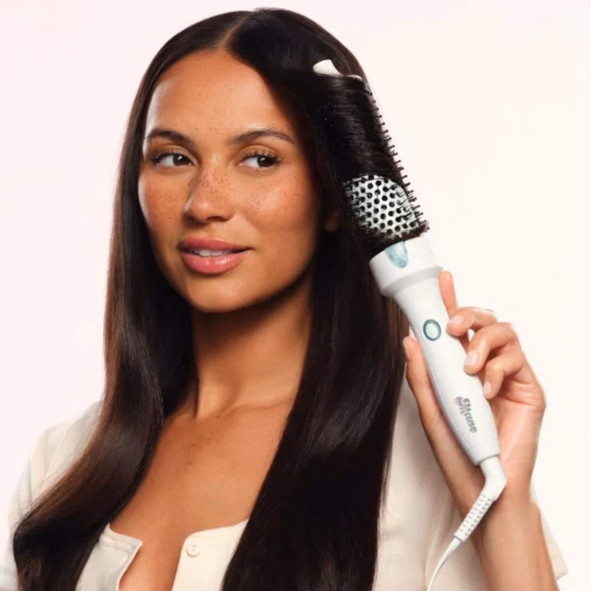 Stylist-Approved Tips to Flatter Your Heart-Shaped Face
