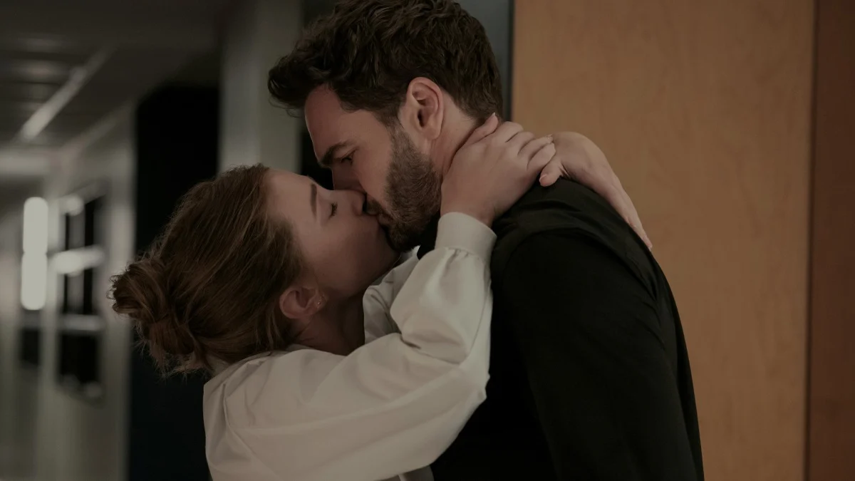 The Love Hypothesis Review: Does BookToks Beloved STEM Romance Get the Adaptation It Deserves?