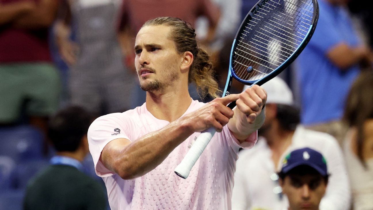 Top-Seeded Zverev Advances to US Open Quarterfinals; Tien Ousted