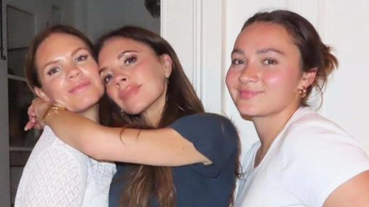 Victoria Beckham’s Lookalike Niece Takes on Special Role for Cousin Cruz’s Milestone Performance