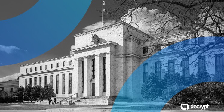 Wall Street Bets on Fed Rate Hike: What It Means for Bitcoin, Bonds, and Trump