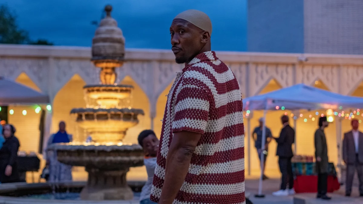 ‘Your Mother Your Mother Your Mother’ Review: Mahershala Ali Flashes Blade in Epic Thriller